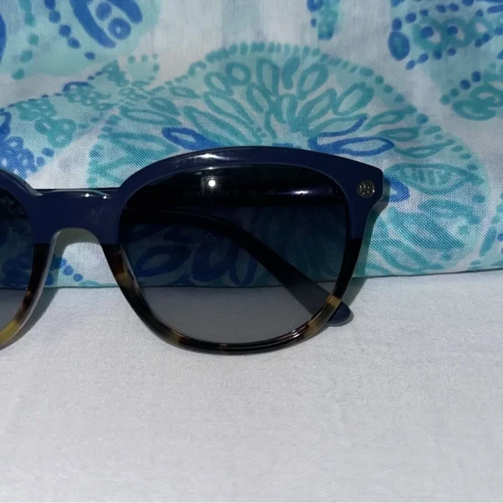 Tory Burch TY 7131 Navy Blue Tortoise Gold Tone Hardware 100 UV Prot Sunglasses